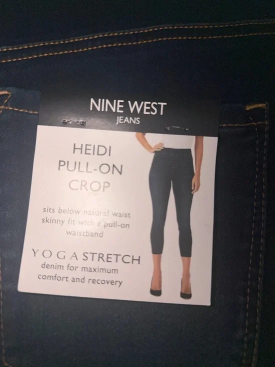 Nine West Women’s Heidi Pull-On Crop Size 14 New With Tags - Picture 2 of 4